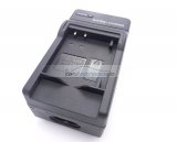 iParaAiluRy® AC & Car Travel Battery Chager for DBL80 DLI88 Battery of Sanyo Xacti VPC-CG10 CG102 CG20 VPC-CS1 Camera...