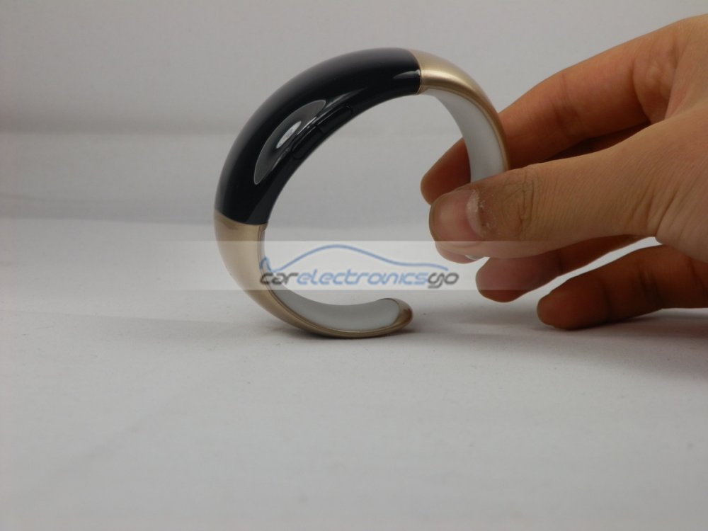 iParaAiluRy® Latest Bluetooth bracelet watch headset speaker vibration calls Gold 65mm