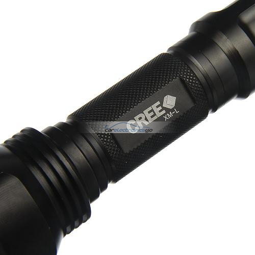 iParaAiluRy® UniqueFire T6 New Cree  LED Flashlight XM-L T6 LED 1000 lumen 1-Mode  1x18650 Black (battery excluded)